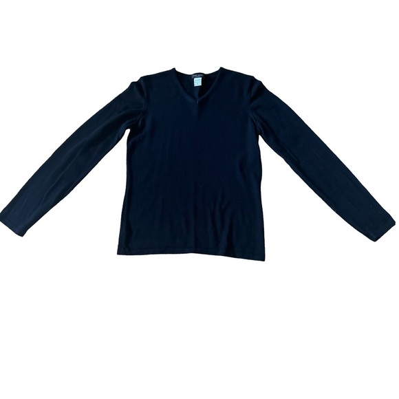 HENRI BENDEL Vintage Extra Fine Merino Wool Black V-Neck Sweater Classic Size M - Picture 10 of 13